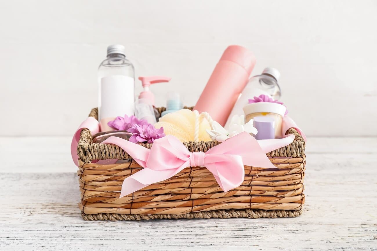 Themed Self-Care Gift Basket Ideas and Exactly What to Include