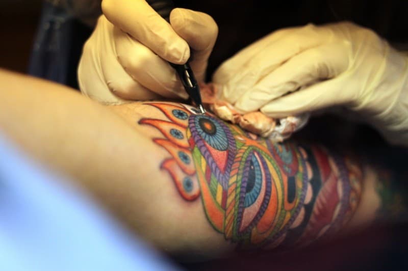 Binghamton Study Finds European Blue and Green Tattoo Inks Mislabeled, Banned Pigments